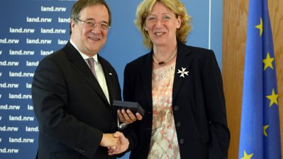 Verleihung des Landesverdienstordens an Staatsministerin a.D. Birgit Fischer