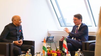 Ministerpräsident Hendrik Wüst empfängt den Botschafter der Republik Indien