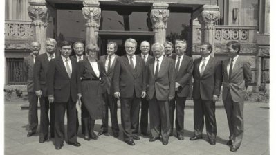 Das Bild zeigt das 3. Kabinett Rau.