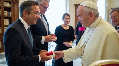 Ministerpräsident Armin Laschet trifft Papst Franziskus