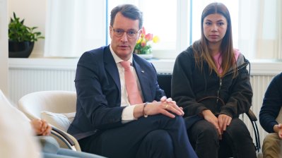 Girls & Boys Day: Schülerinnen und Schüler zu gast bei Ministerpräsident Hendrik Wüst