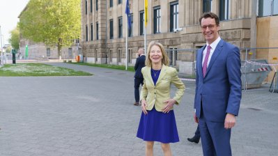 Ministerpräsident Hendrik Wüst empfängt die neue Botschafterin der USA Amy Gutmann
