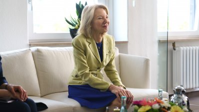 Ministerpräsident Hendrik Wüst empfängt die neue Botschafterin der USA Amy Gutmann