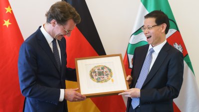 Ministerpräsident Hendrik Wüst trifft den Gouverneur der chinesischen Partnerprovinz Jiangsu