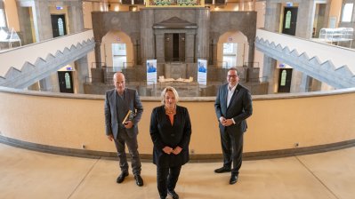 Auftaktveranstaltung der Lesereihe „Gegen das Vergessen"