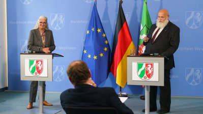 Presse-Briefing zur aktuellen Lage und zu weiteren Maßnahmen der Landesregierung im Zusammenhang mit der Corona-Pandemie