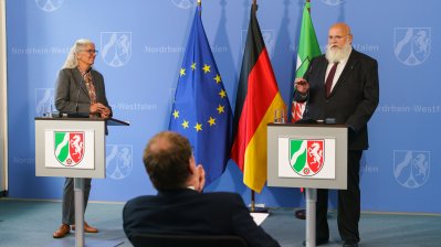 Presse-Briefing zur aktuellen Lage und zu weiteren Maßnahmen der Landesregierung im Zusammenhang mit der Corona-Pandemie