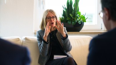 Ministerpräsident Wüst empfängt die Botschafterin des Vereinigten Königreichs Jill Gallard