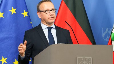 Kabinettspressekonferenz zur NRW-Bundesratsinitiative zur Verschärfung von Straftaten im Amt