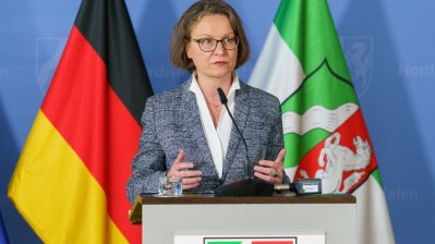 Landesregierung Nordrhein-Westfalen legt neues Lüftungsprogramm für Schulen und Kindertagesbetreuung auf: 90,4 Millionen Euro werden bereitgestellt
