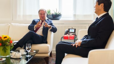 Ministerpräsident Armin Laschet empfängt den Generalkonsul von Japan in Nordrhein-Westfalen