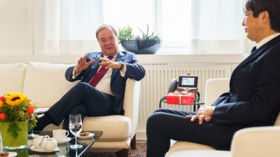 Ministerpräsident Armin Laschet empfängt den Generalkonsul von Japan in Nordrhein-Westfalen