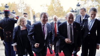 Wirtschaftsforum in Paris