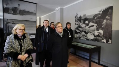 Ministerpräsident Armin Laschet gedenkt in Auschwitz den Opfern des Holocaust