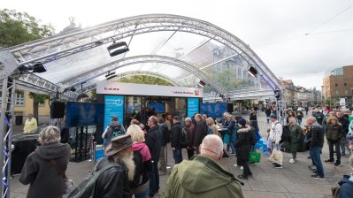 Ministerpräsident Hendrik Wüst nimmt an den Feierlichkeiten zum Tag der Deutschen Einheit in Erfurt teil