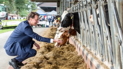 Ministerpräsident Wüst und Ministerin Gorißen würdigen die wichtige Arbeit der Landwirtinnen und Landwirte