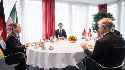 Ministerpräsident Hendrik Wüst empfängt den Botschafter von Österreich in Deutschland zum Antrittsbesuch