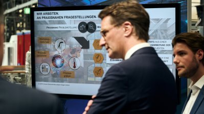 Besuch des Campus Buschhütten an der Universität Siegen