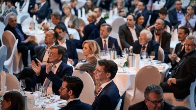 Ministerpräsident Hendrik Wüst dankt Arbeitnehmerinnen und Arbeitnehmern