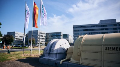 Ministerpräsident Hendrik Wüst und Bundespräsident Frank-Walter Steinmeier besuchen Siemens Energy in Mülheim an der Ruhr