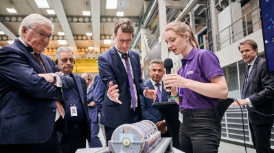 Ministerpräsident Hendrik Wüst und Bundespräsident Frank-Walter Steinmeier besuchen Siemens Energy in Mülheim an der Ruhr