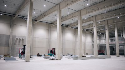 Ministerpräsident Hendrik Wüst übergibt erstes Gebäude der Forschungsfertigung Batteriezelle in Münster