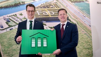 Ministerpräsident Hendrik Wüst übergibt erstes Gebäude der Forschungsfertigung Batteriezelle in Münster