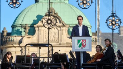Ministerpräsident Wüst lädt zum Sommerkonzert in den Kurpark Bad Oeynhausen ein