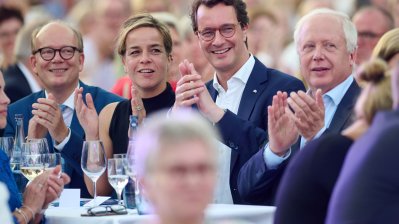 Ministerpräsident Wüst lädt zum Sommerkonzert in den Kurpark Bad Oeynhausen ein