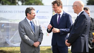 Spatenstich für Rheinmetall-Werk in Weeze