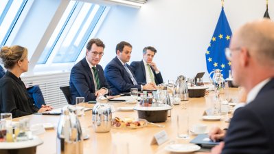 Austausch der Landesregierung mit den Kommunalen Spitzenverbänden zu den aktuellen Herausforderungen