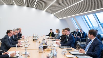 Austausch der Landesregierung mit den Kommunalen Spitzenverbänden zu den aktuellen Herausforderungen