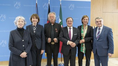 Henning Krautmacher mit dem Bundesverdienstkreuz ausgezeichnet