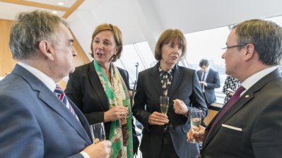 Henning Krautmacher mit dem Bundesverdienstkreuz ausgezeichnet