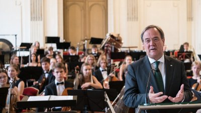Der Kulturbevollmächtigte Ministerpräsident Armin Laschet besucht Frankreich