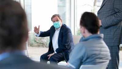 Gemeinsamer Besuch von Ministerpräsident Armin Laschet und Bundesgesundheitsminister Jens Spahn im Universitätsklinikum Düsseldorf