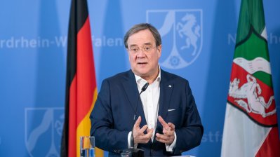 Presse-Briefing mit Ministerpräsident Armin Laschet und Bundesgesundheitsminister Jens Spahn