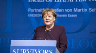 Ausstellungseröffnung „SURVIVORS – Faces of Life after the Holocaust“