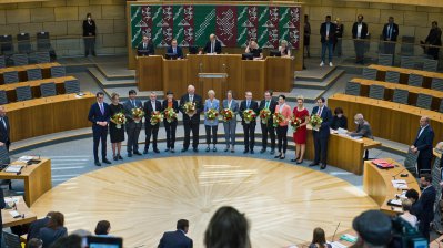 Vereidigung des neuen Landeskabinetts im Landtag Nordrhein-Westfalen