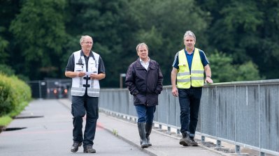 Bundesinnenminister Horst Seehofer und Ministerpräsident Armin Laschet besuchen die Steinbachtalsperre im Kreis Euskirchen