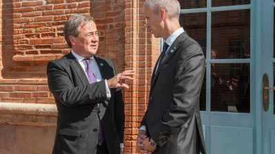 Kulturbevollmächtigter Armin Laschet nimmt am Deutsch-Französischen Ministerrat mit Bundeskanzlerin Angela Merkel und dem französischen Staatspräsidenten Emmanuel Macron in Toulouse teil