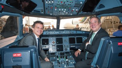 Kulturbevollmächtigter Armin Laschet nimmt am Deutsch-Französischen Ministerrat mit Bundeskanzlerin Angela Merkel und dem französischen Staatspräsidenten Emmanuel Macron in Toulouse teil