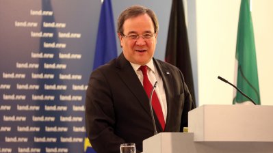 Ministerpräsident Laschet verleiht den Verdienstorden des Landes Nordrhein-Westfalen