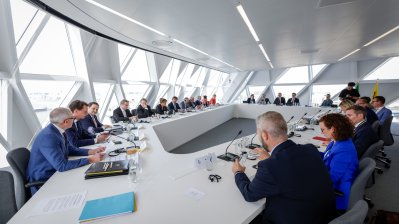 Gemeinsame Kabinettsitzung in Antwerpen: Nordrhein-Westfalen und Flandern vertiefen strategische Partnerschaft