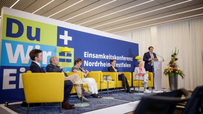 „Du+Wir=Eins“ – Konferenz der Landesregierung im Kampf gegen Einsamkeit