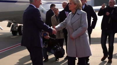 Ministerpräsidentin Hannelore Kraft empfängt Seine Majestät Philippe, König der Belgier am Düsseldorfer Flughafen