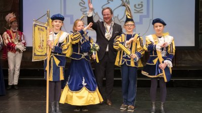 Ministerpräsident Armin Laschet empfängt die Kinderprinzenpaare und Kinderdreigestirne aus Nordrhein-Westfalen