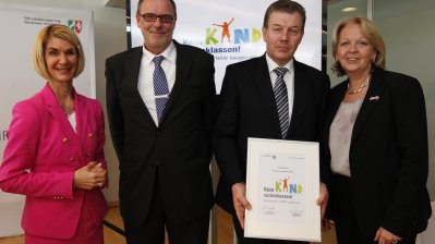 Kick-off-Veranstaltung "Kein Kind zurücklassen" am 26.03.2012 in Düsseldorf