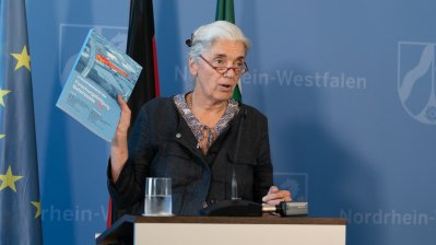 Deutschlandweit einzigartige „Forschungsfertigung Batteriezelle“ kommt nach Nordrhein-Westfalen