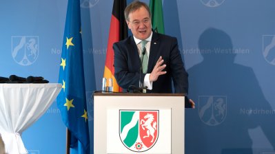 Das Land Nordrhein-Westfalen und die Deutsche Bahn AG unterzeichnen gemeinsame Vereinbarung für bessere Bahnanbindung des Rheinischen Reviers